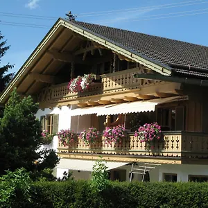 Alpenzauber Apartment Krün
