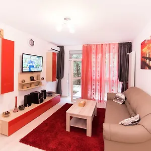 rezervați aici