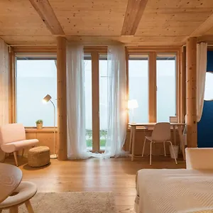  Apartment Near Metro Station